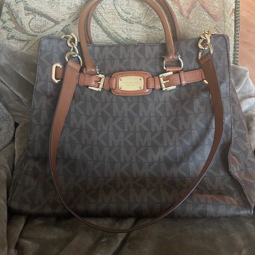 Michael Kors tote.